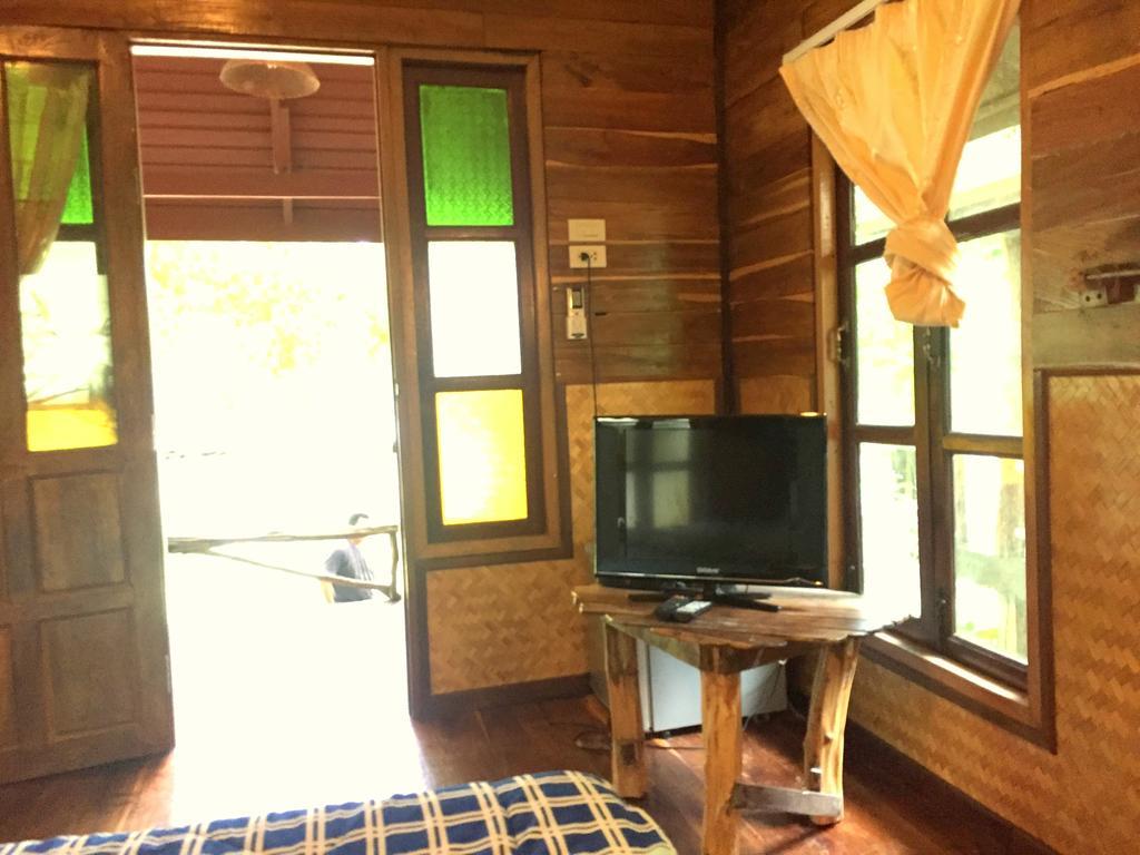 Апартаменты Baan Pha Nin Mung Korn Районг Экстерьер фото