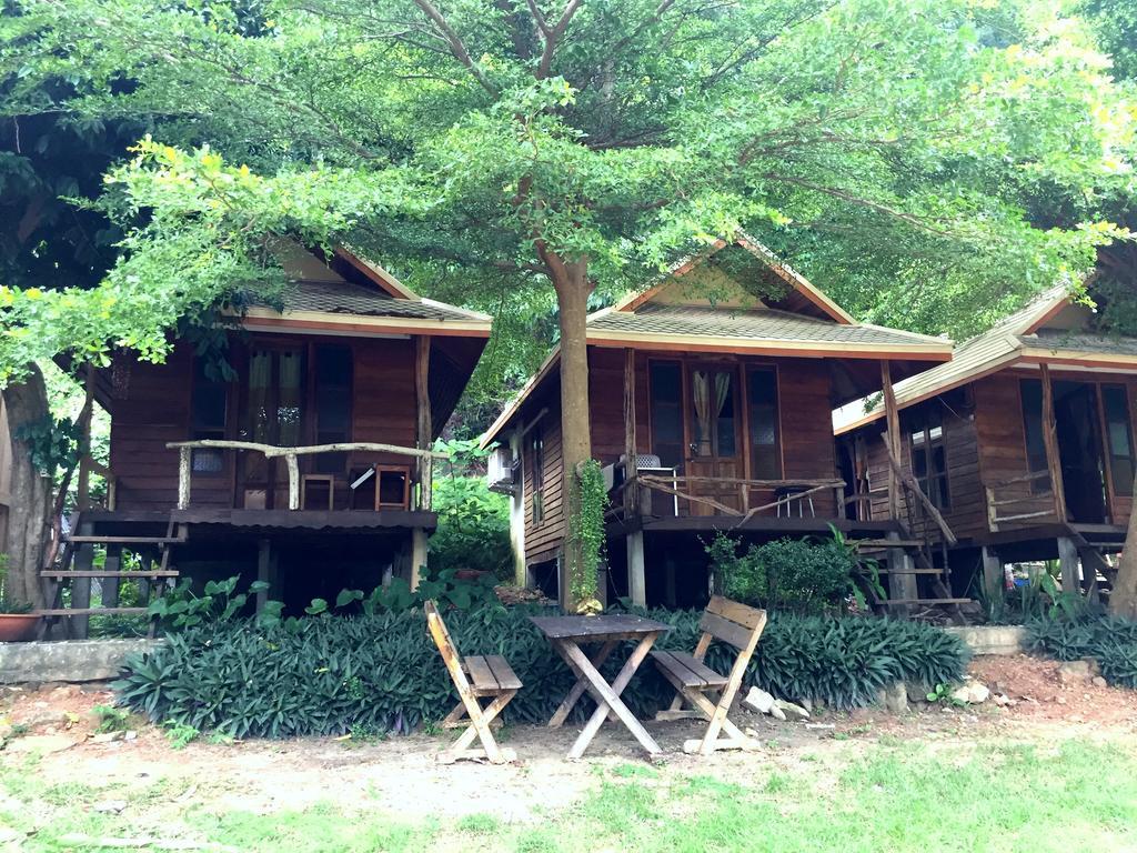 Апартаменты Baan Pha Nin Mung Korn Районг Экстерьер фото